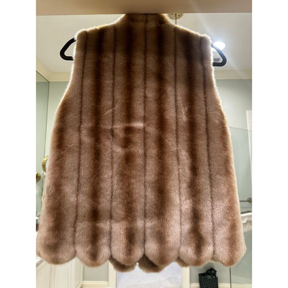 Francis Valentine fur vest with zipper - Picture 3 of 3